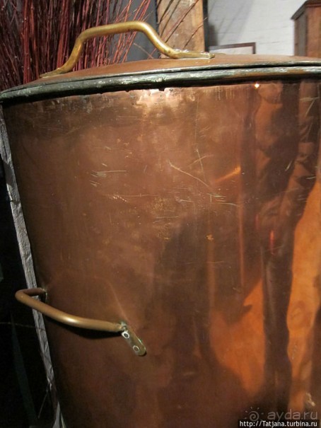 Альбом отзыва "Старый Рекем и тайны церковных книг"