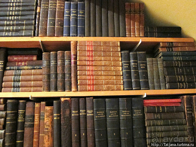 Альбом отзыва "Старый Рекем и тайны церковных книг"