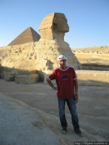 Пирамиды, верблюды и ...Большой Сфинкс