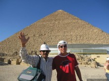 Пирамиды, верблюды и ...Большой Сфинкс