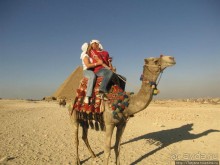 Пирамиды, верблюды и ...Большой Сфинкс