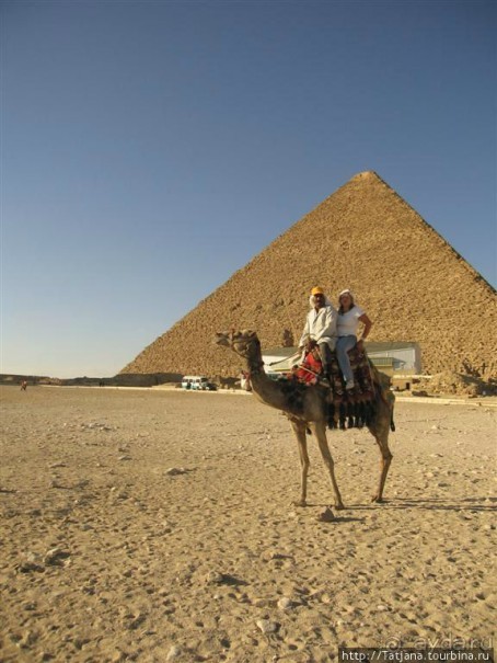Пирамиды, верблюды и ...Большой Сфинкс