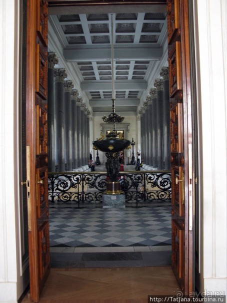 Самый известный музей.