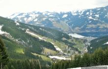 Вид на озеро Цель-ам-Зее с горнолыжного подьемника