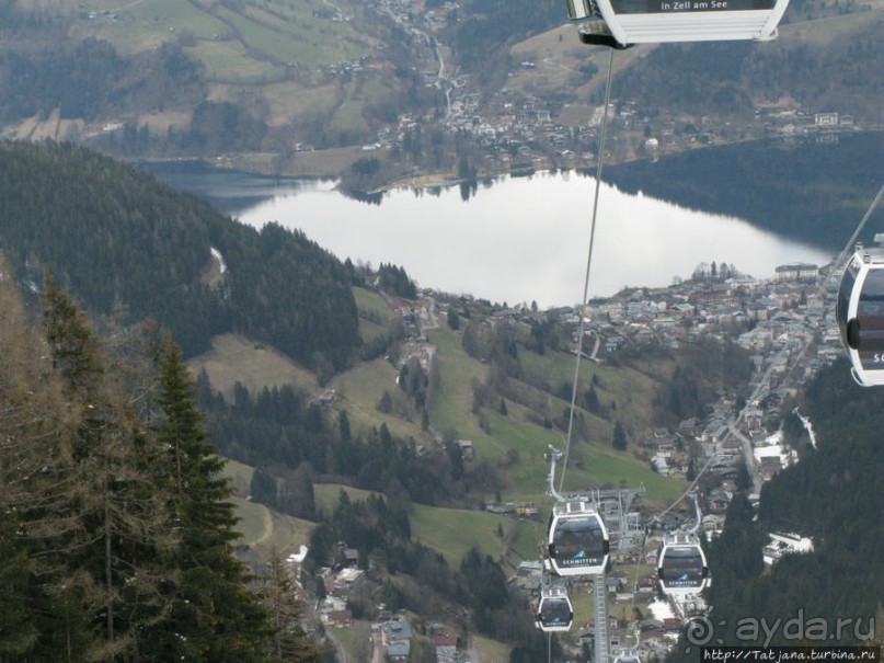 Вид на озеро Цель-ам-Зее с горнолыжного подьемника