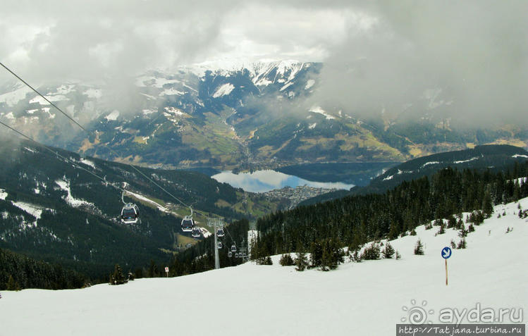 Вид на озеро Цель-ам-Зее с горнолыжного подьемника