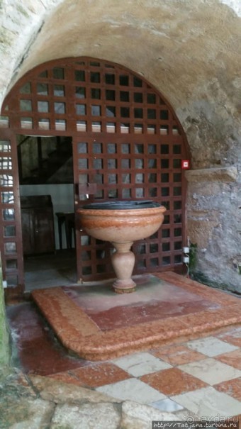 Прекрасная Евфразиева базилика в Хорватии и свет истинный