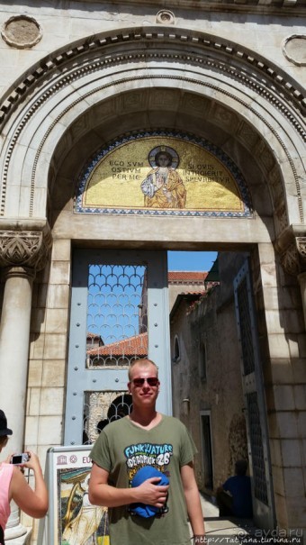 Прекрасная Евфразиева базилика в Хорватии и свет истинный