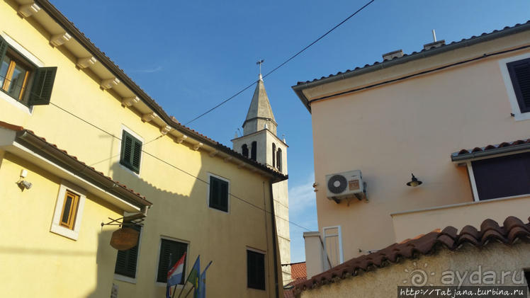 Отличный ресторанчик с видом на 3D крест