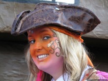 Альбом отзыва "Всматриваясь в лица Карнавала"