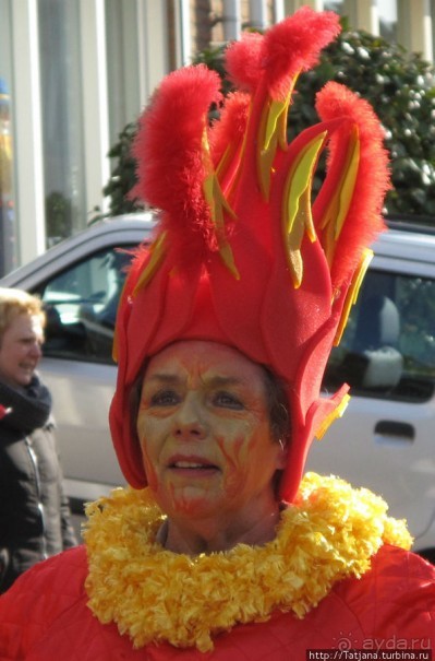 Альбом отзыва "Всматриваясь в лица Карнавала"