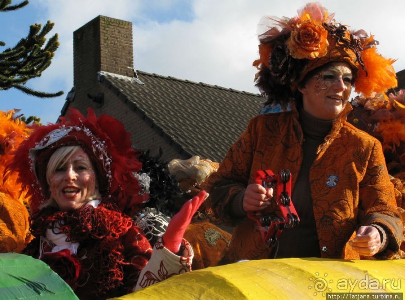 Всматриваясь в лица Карнавала