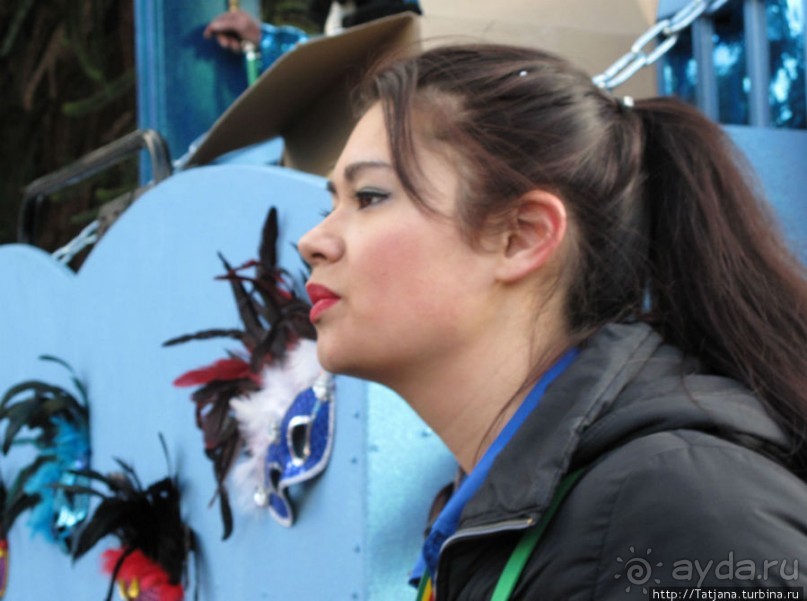 Всматриваясь в лица Карнавала