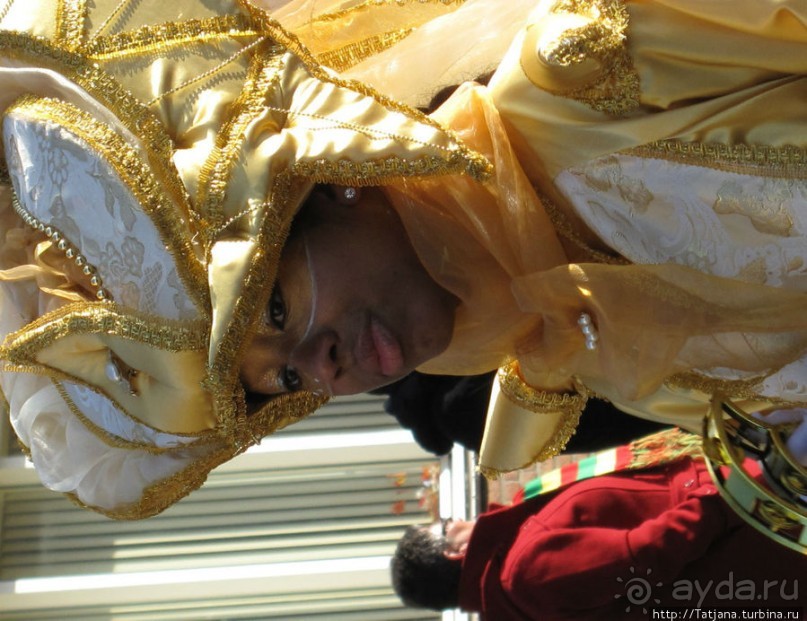 Всматриваясь в лица Карнавала