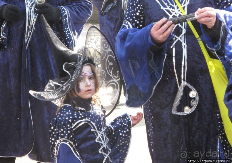 Всматриваясь в лица Карнавала