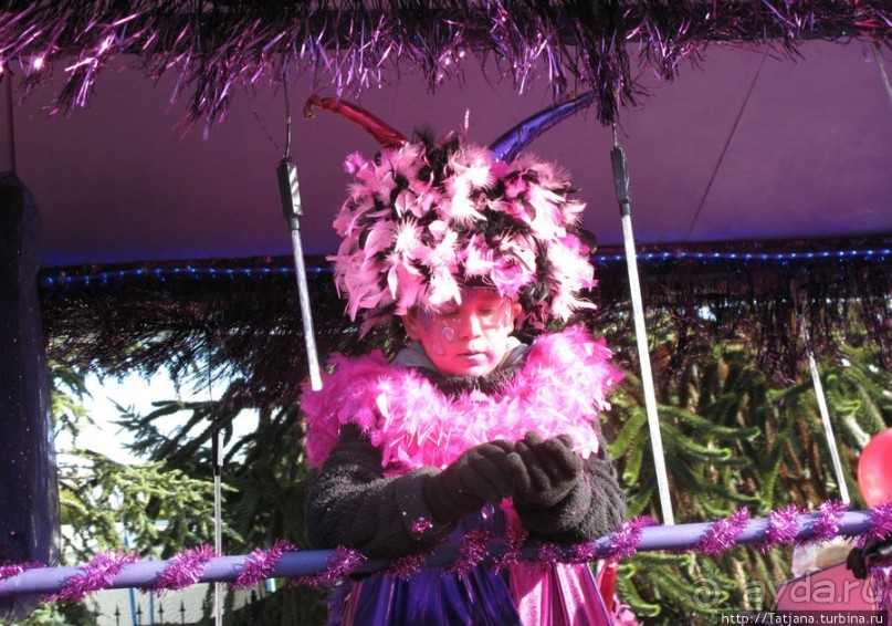 Всматриваясь в лица Карнавала