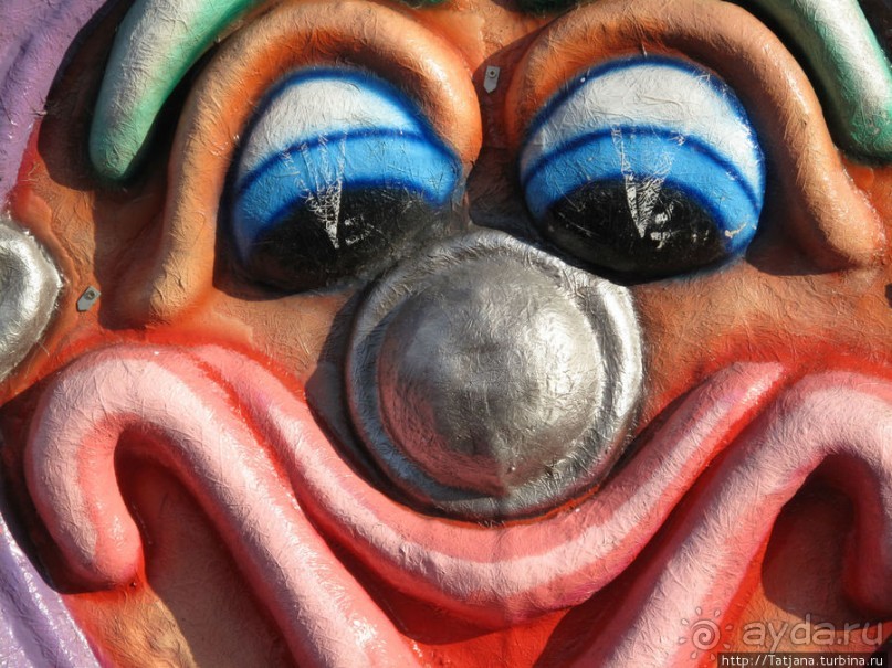 Всматриваясь в лица Карнавала