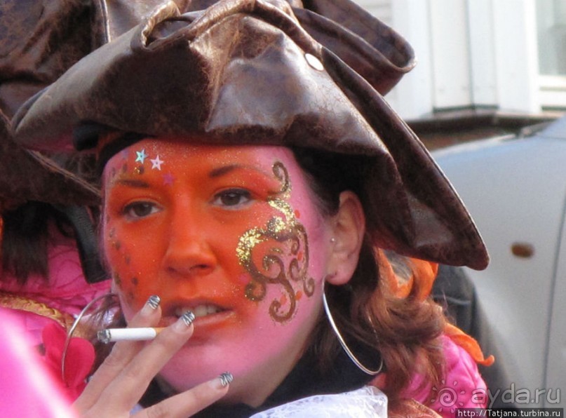 Всматриваясь в лица Карнавала