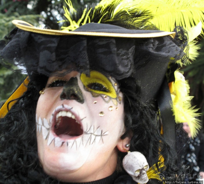 Всматриваясь в лица Карнавала