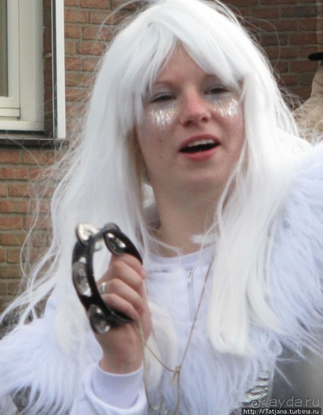 Всматриваясь в лица Карнавала