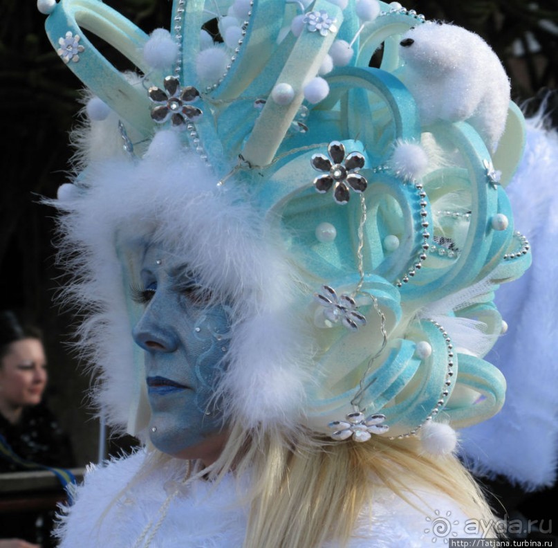 Всматриваясь в лица Карнавала