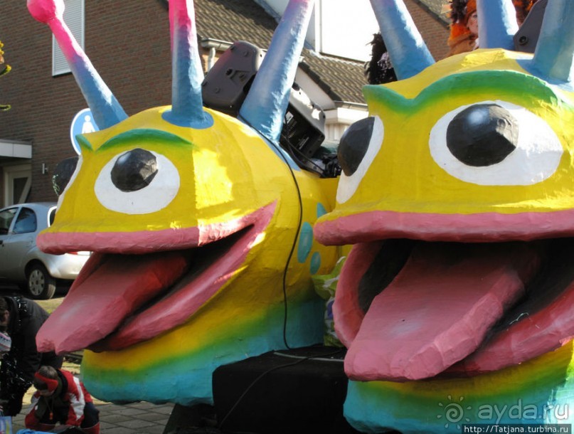 Всматриваясь в лица Карнавала