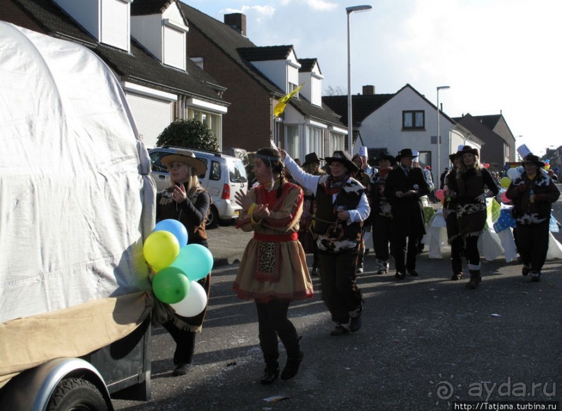Всматриваясь в лица Карнавала