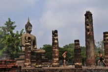 На велосипедах по заповеднику "Сукхотай"