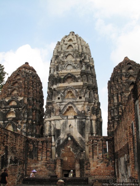 На велосипедах по заповеднику "Сукхотай"