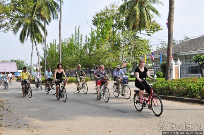 На велосипедах по заповеднику "Сукхотай"