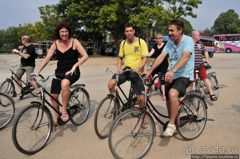 На велосипедах по заповеднику "Сукхотай"