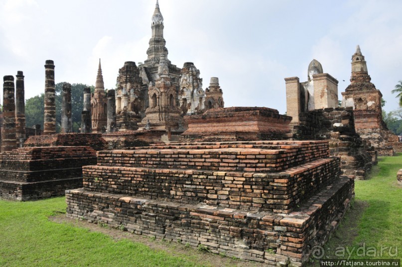 На велосипедах по заповеднику "Сукхотай"