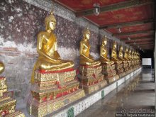 Тук-тук, зима в Бангкоке и Королевский Дворец.