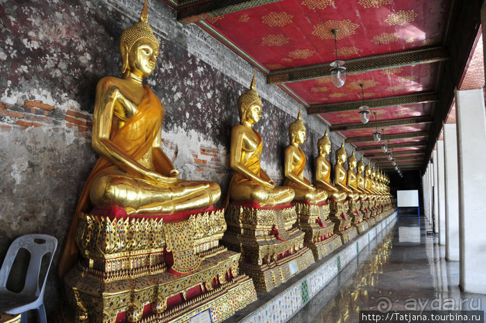 Тук-тук, зима в Бангкоке и Королевский Дворец.