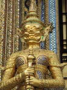 Тук-тук, зима в Бангкоке и Королевский Дворец.