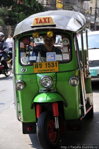 Тук-тук, зима в Бангкоке и Королевский Дворец.