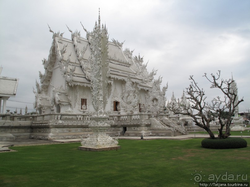 Белый храм Wat Rong Khun