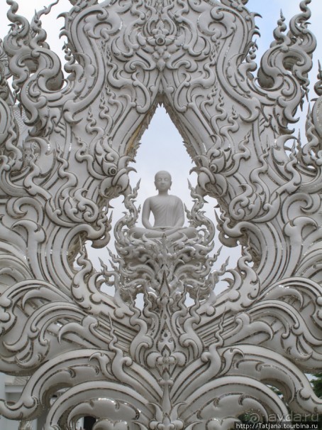 Белый храм Wat Rong Khun