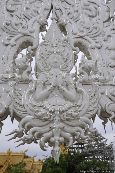 Белый храм Wat Rong Khun