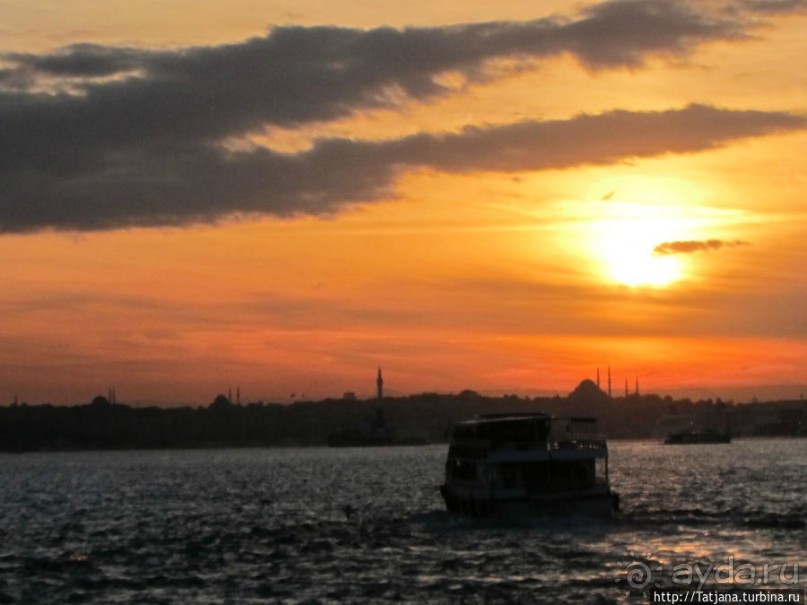Путешествие по Босфору на кораблях или лодках