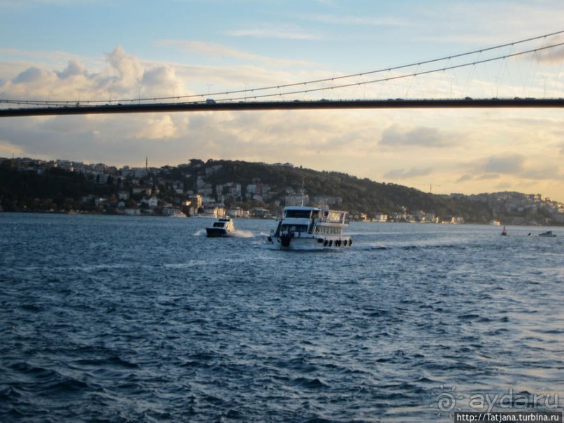 Путешествие по Босфору на кораблях или лодках
