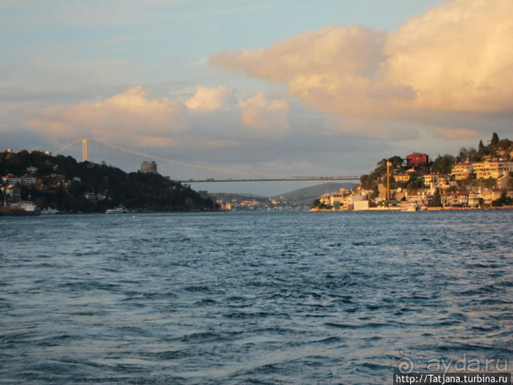 Путешествие по Босфору на кораблях или лодках