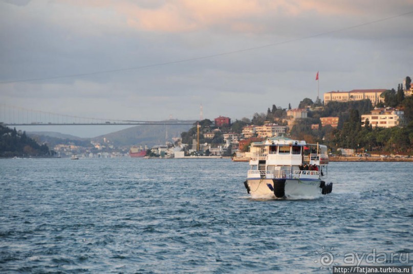 Путешествие по Босфору на кораблях или лодках