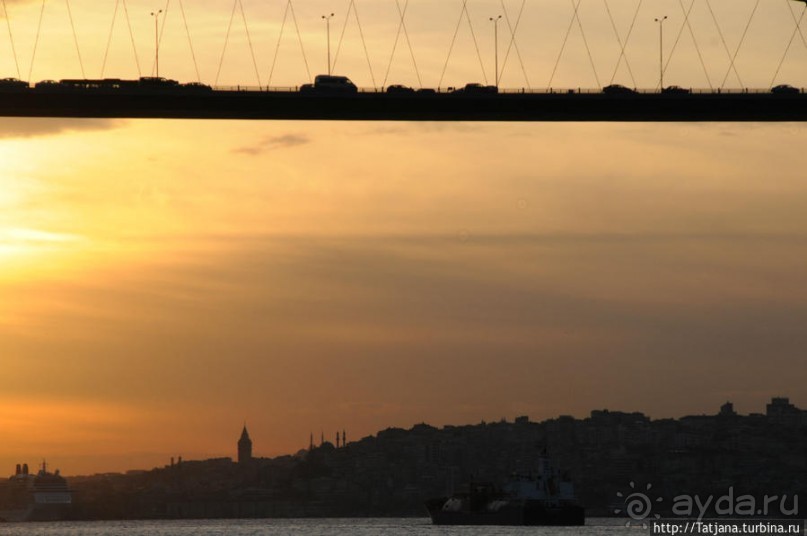 Путешествие по Босфору на кораблях или лодках