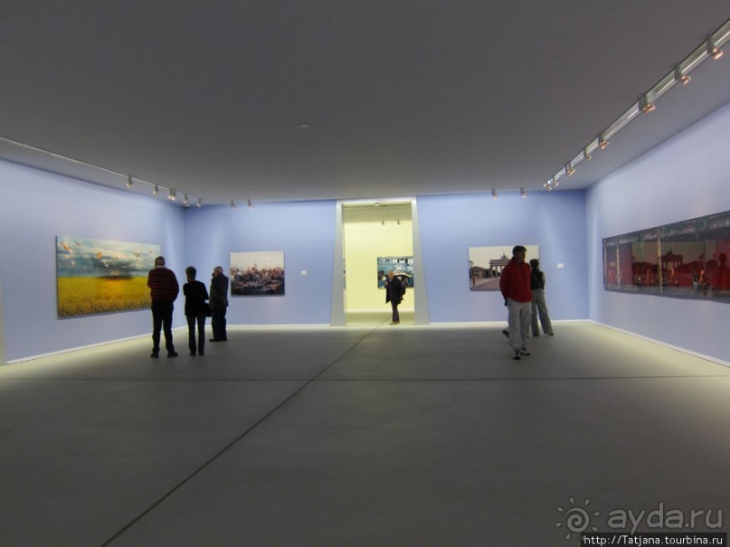 Гронингер музей и его антураж...