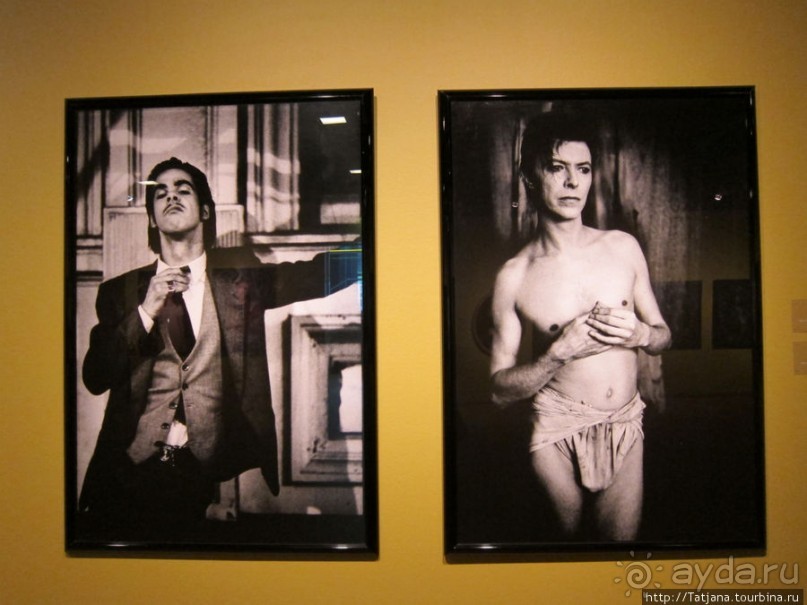 Гронингер музей и его антураж...