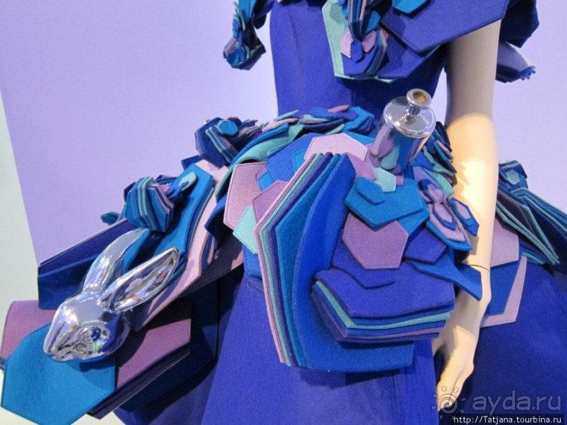 Гронингер музей и его антураж...