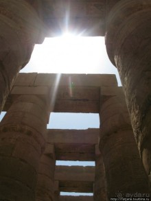 Пустыня ... жара и великолепие Луксора