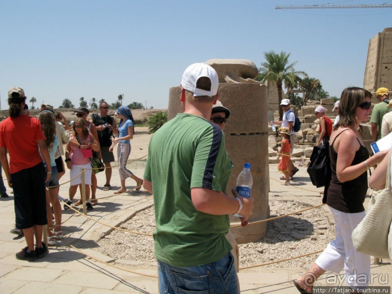 Пустыня ... жара и великолепие Луксора