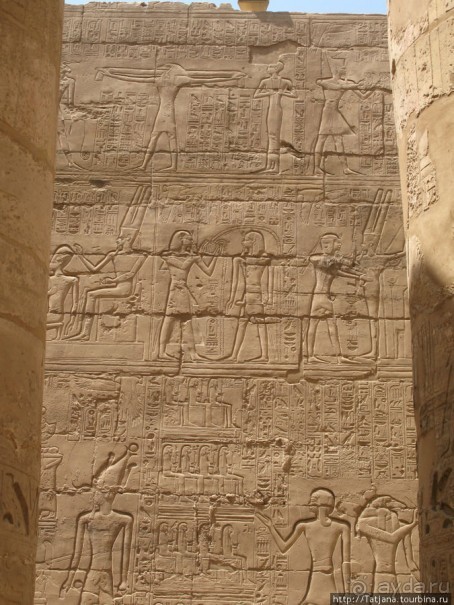 Пустыня ... жара и великолепие Луксора